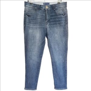 Democracy Medium Blue Cropped Ankle Jeans